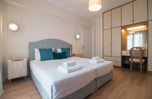 Ipsos Apartment | Neoclassical Residence By Dominoes Corfu