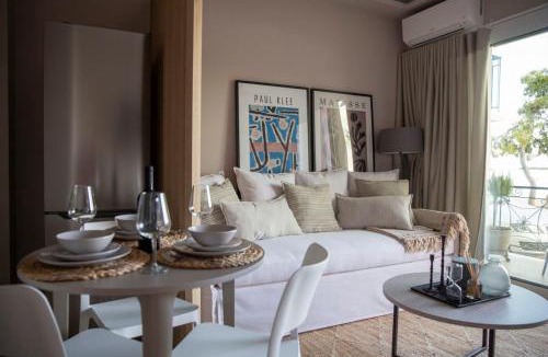 Itea Apartment | Nerissa Seafront apartment