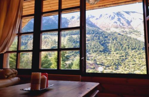 Eptalofos Apartment | 'Nest' The Wooden Suite by Ski Alure