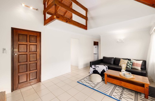 Springwood House | New 4BR Modern & Stylish Heritage Hideaway WiFi