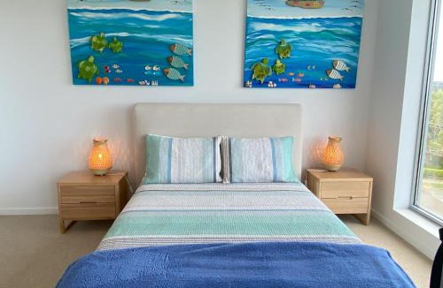 Buddina Apartment | NEW BEACH Luxury 3B 2B unit - Ocean Views - 250m 2 BUDDINA BEACH!