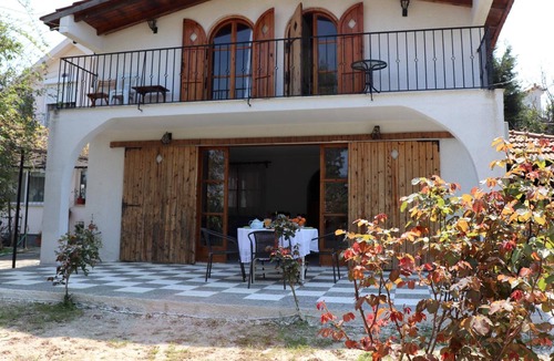 Oropos House | Nice holiday house in an idyllic region, near the beach, Wifi | Chalkoutsi, Atti
