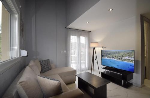 Elia Apartment | Nikiti Spathies Resort - Double Bedroom Sofita