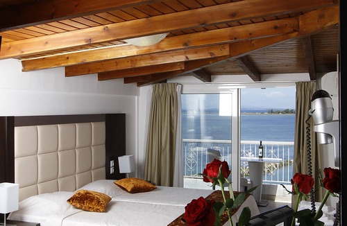 Lefkada Town Hotel | Nirikos Hotel