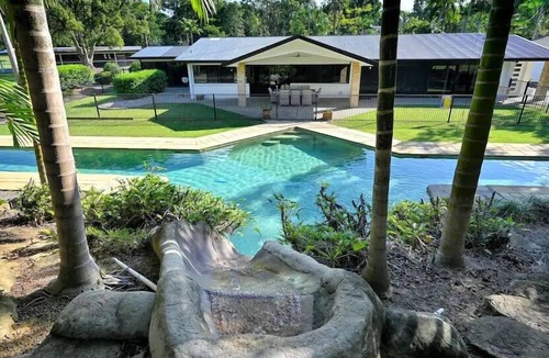 Doonan House | Noosa Retreat-Private Luxury ZG9