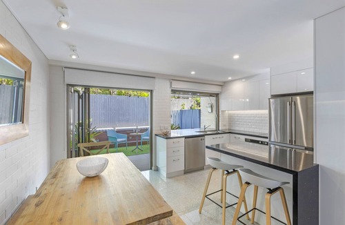 Noosaville Apartment | Noosa Village River Resort