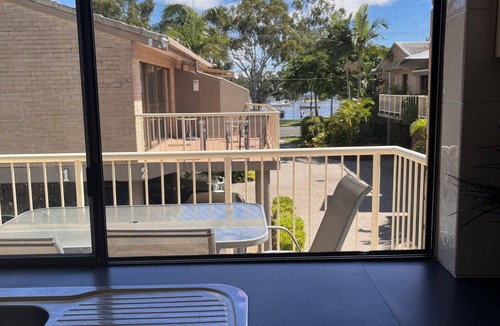 Noosaville Apartment | Noosa Village River Resort