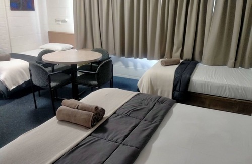 Oakey Hotel | Oakey Motel
