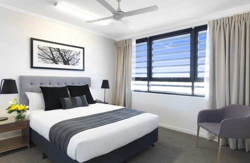 Mackay Apartment | Oaks Mackay Carlyle Suites