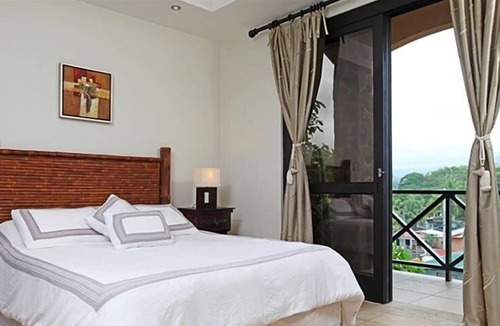 Barrio Los Villalobos Condo | Ocean View 3 bedroom condominium in Bahia Encantada