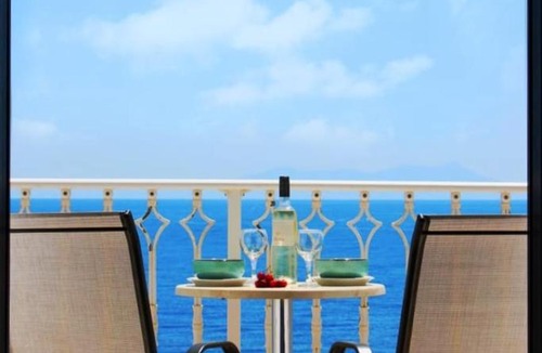 Plomari Apartment | OdeSea Aegean Studios