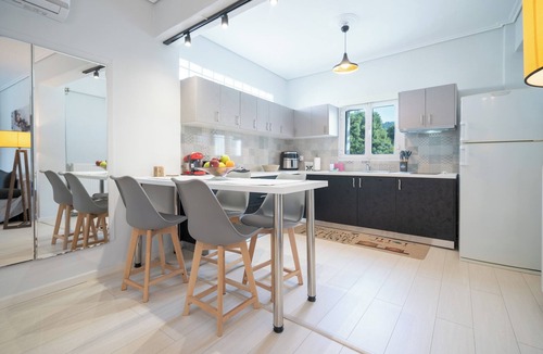 Agia Paraskevi Apartment | Oikia Agia Paraskevi for 2 persons by MPS