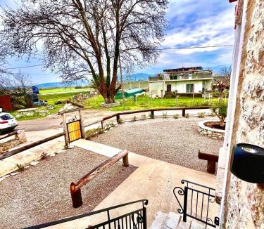 Aliartos Ski Chalet | Olive Stone House