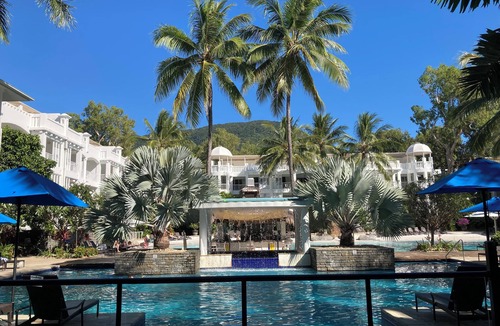 Palm Cove Apartment | On the Beach at Peppers Beach Club 3427
