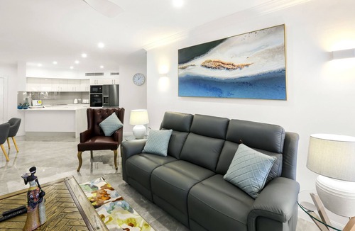 Trinity Beach Apartment | On the Beach Holiday Apartments