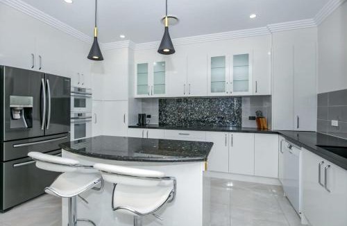 Main Beach Villa | Opulence By Khove