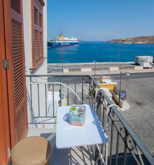 Ermoupoli Apartment | Ostria
