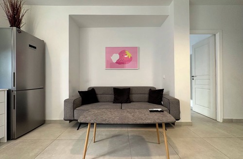 Petralona Apartment | P8 - 2 Bedrooms Jacuzzi Rooftop