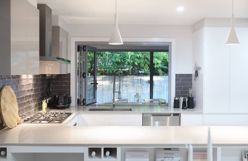 Elanora House | Palm Beach Oasis
