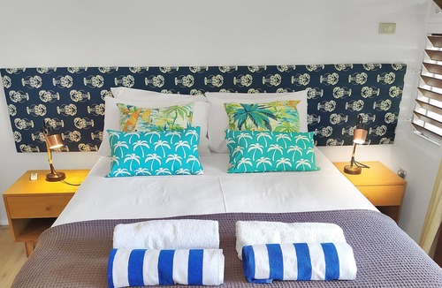 Palm Cove Apartment | Palm Cove Beach Retreat (1st Floor Apartment)