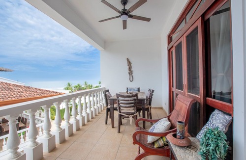 Cerro Plano Condo | Paloma Blanca Beach front Condo - Steps to the beach
