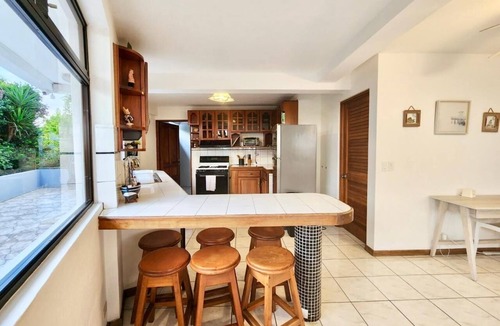 Punta Leona House | Panoramic Ocean Views: Stunning Beach House