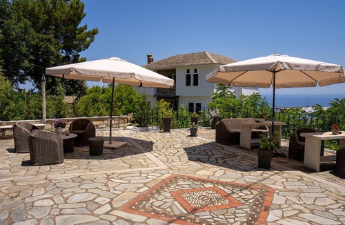 Agios Dimitrios House | Paradeisos Double Room with Balcony (2)