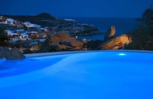 Paraga Villa | PARAGA SEA VIEW VILLA 2 WALKING DISTANCE to BEACH n by Calypso Sunset Villas