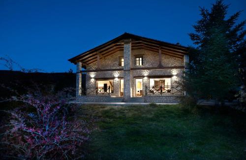 Arachova Ski Chalet | Parnassos Chalets