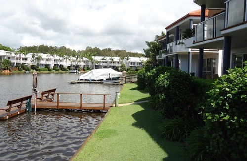 Noosaville Apartment | PEACEFUL PRIVATE WATERFRONT APARTMENT