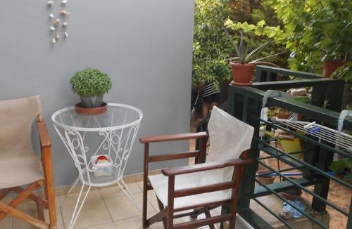 Paiania Apartment | Pela's studio 10 minutes from the Athens airport