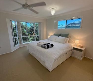Bongaree House | Pet Friendly - Plunge Pool Canal Sunset View - Private Jetty