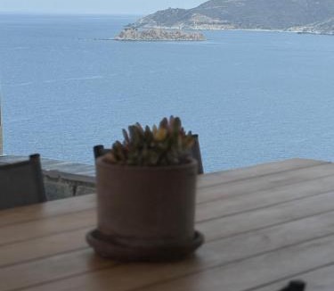Agii Apostoli Villa | PETRA Luxury Villas