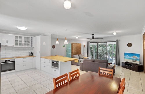 Point Lookout House | Pets Allowed in this comfortable three bedroom house centrally located.