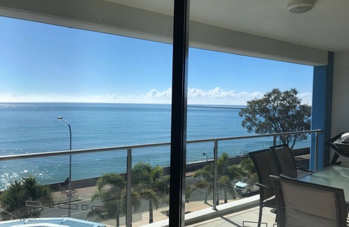 Urangan Apartment | PIER ONE OCEAN VIEW LUXURY APARTMENT - HERVEY BAY Best Ocean Views in the Bay.
