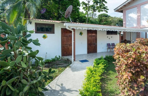 Manzanillo House | Poolside | Beach Access | Walk to Dining