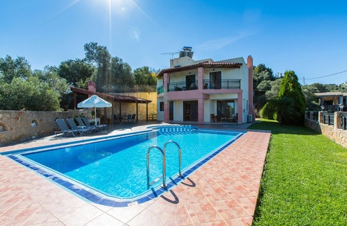 Stalos Villa | Popular Family Villa, A/C, Private Pool with Children's Section, Sea Views - 15 mins to the Beach!
