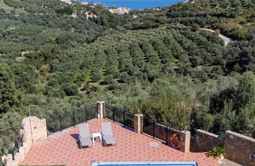 Stalos Villa | Popular Family Villa, A/C, Private Pool with Children's Section, Sea Views - 15 mins to the Beach!