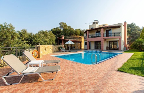 Stalos Villa | Popular Family Villa, A/C, Private Pool with Children's Section, Sea Views - 15 mins to the Beach!