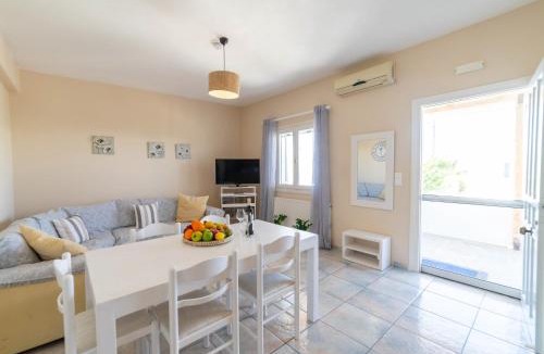 Pounta House | Pounda Breeze