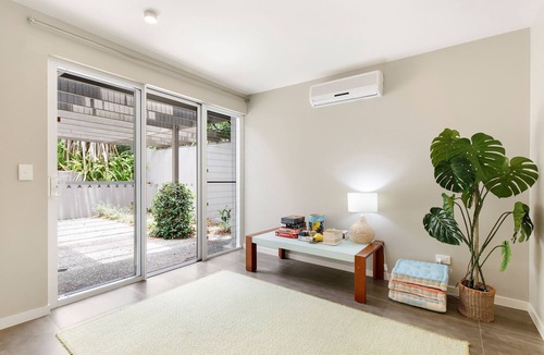 Noosa Heads House | Prime Location, Views & Sunsets, Walk to Beach