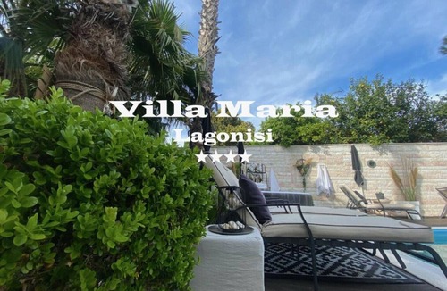 Saronikos Villa | Private 1st floor villa, with pool, jacuzzi, across the beach with mountain view
