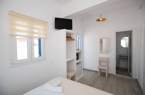 Mykonos House | Private Cycladic Room in the heart of Mykonos Town