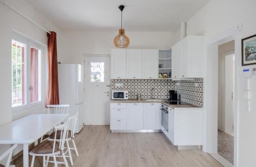 Glyfada Villa | Private house - Garden - Glyfada