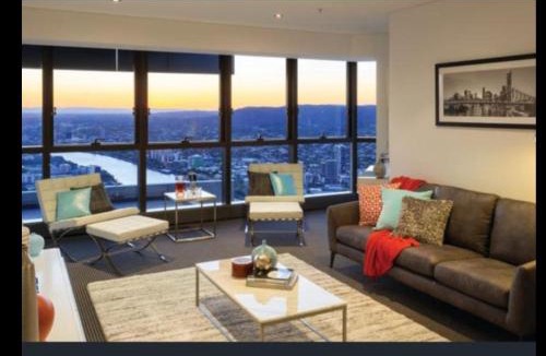 Brisbane Central Business District House | Private Room and Bathroom in a shared accommodation