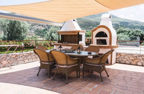 Skiros Villa | Private sunkissed Estate in the heart of Aegean -Villa D'Amour