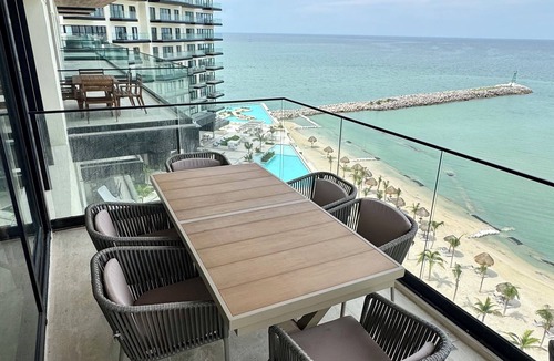 Merida Apartment | Progreso Oceanfront Escape Panoramic Views at Yucalpetén Resort Marina