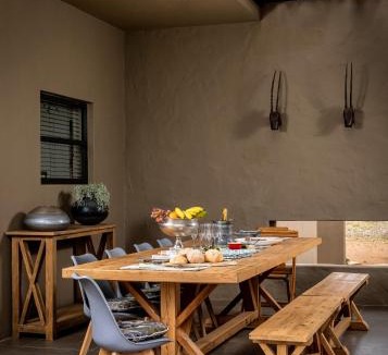 Sterkrivier House | Queen of Sheba, Self-Catering House at Buffelshuis Safari Camp