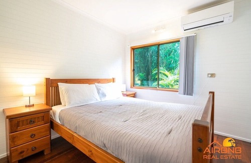 Kuranda House | Rainforest holiday home@ Kuranda