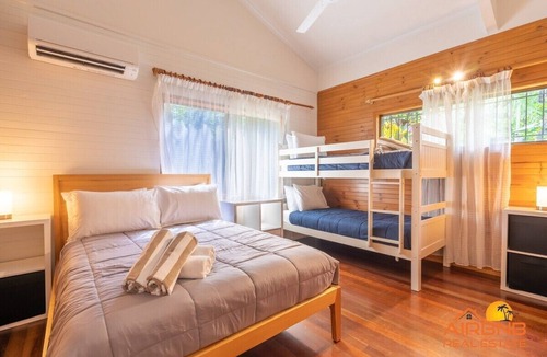 Kuranda House | Rainforest holiday home@ Kuranda